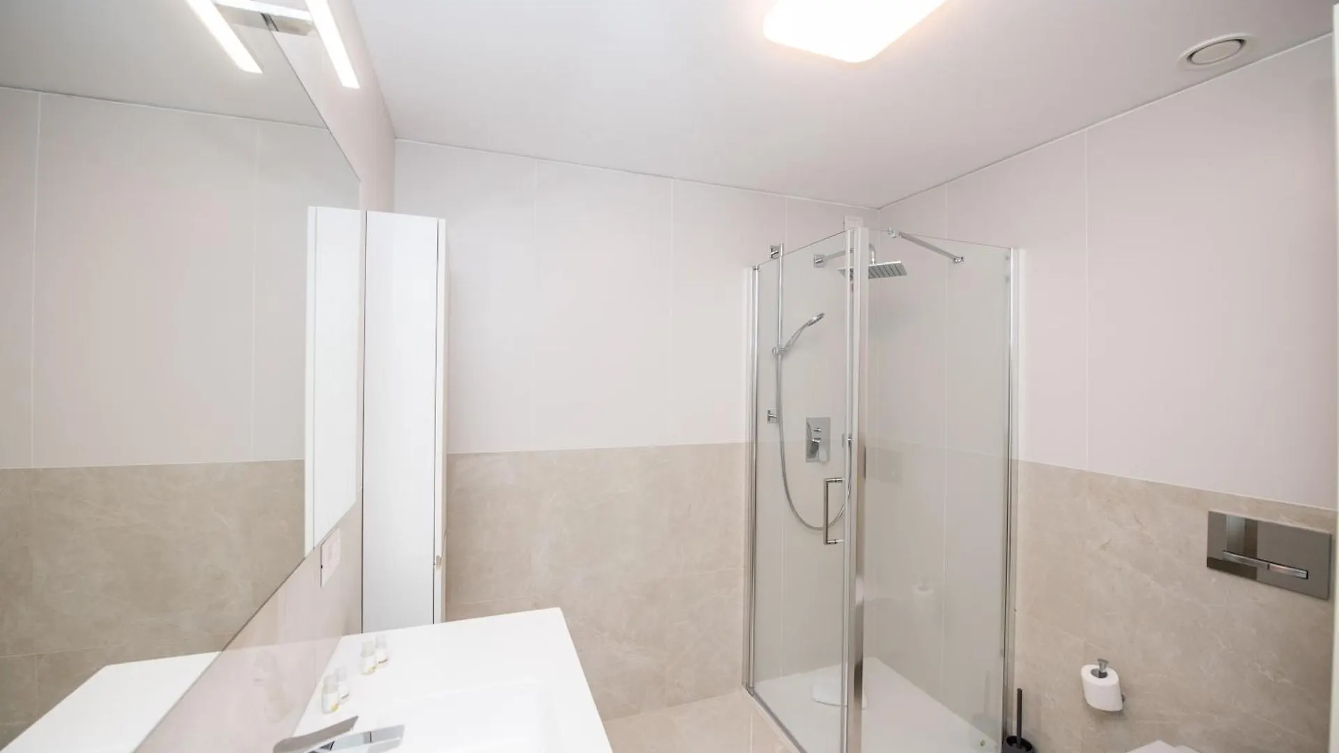 Compagnoni Luxe - Terrace & Spa Milánó 0*,